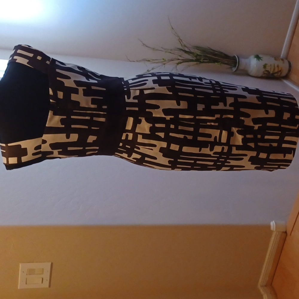 Kathy Roberts Dress - Picture 9 of 12
